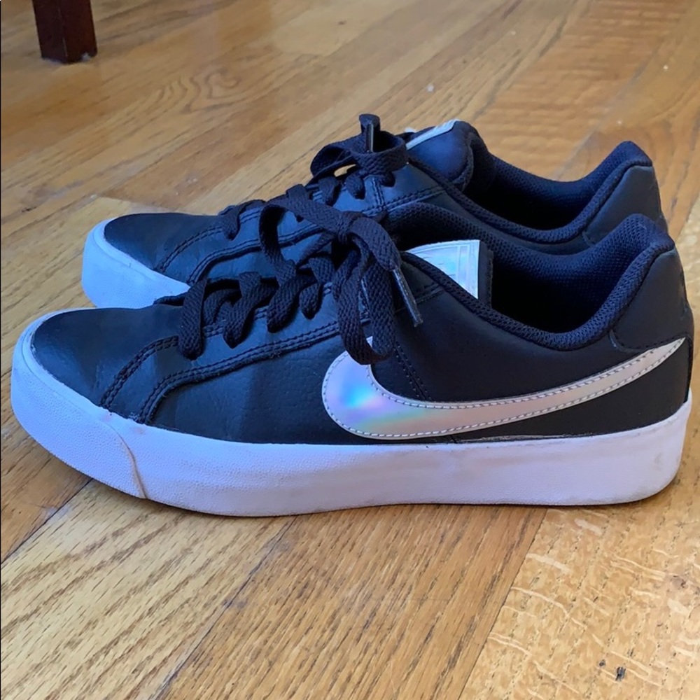 Nike Court Royale AC
